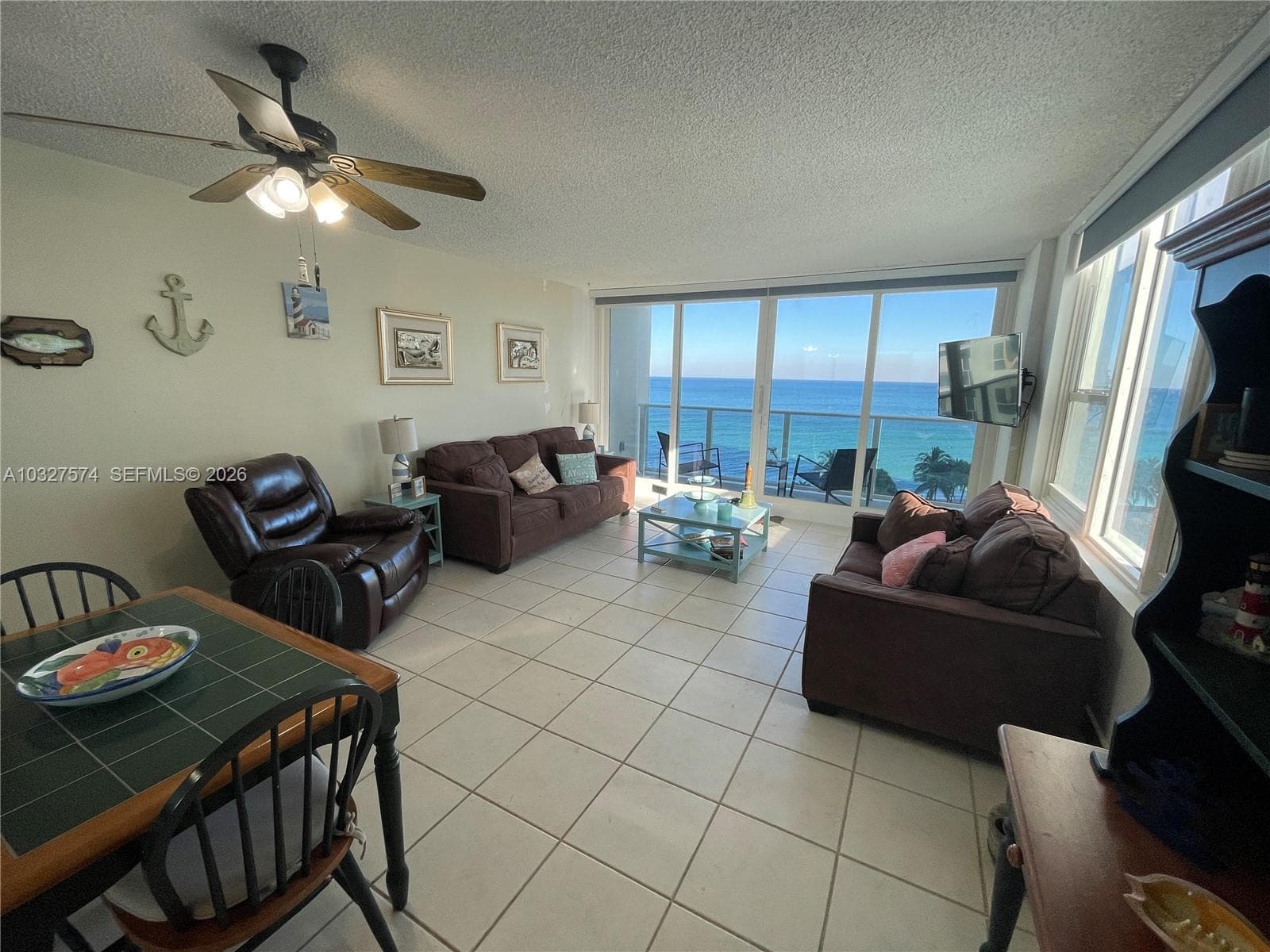 3505 S Ocean Dr 921 photo 4