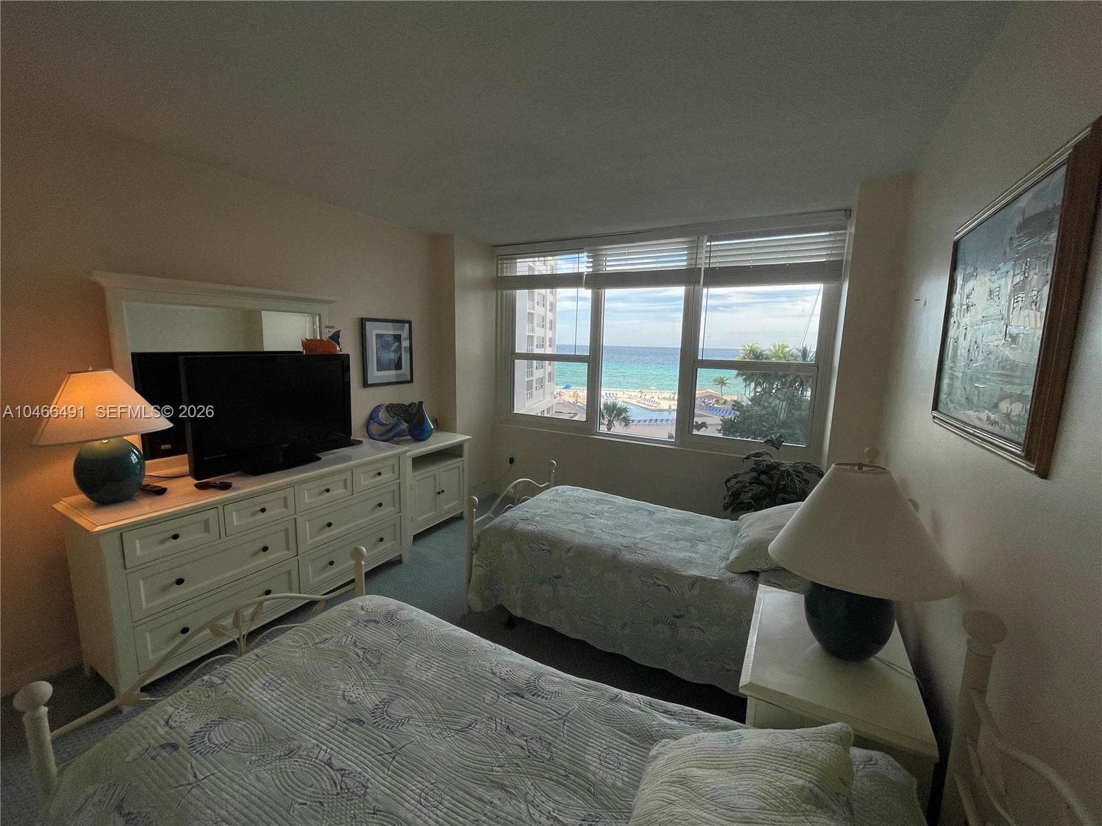 3505 S OCEAN DR 421 photo 7
