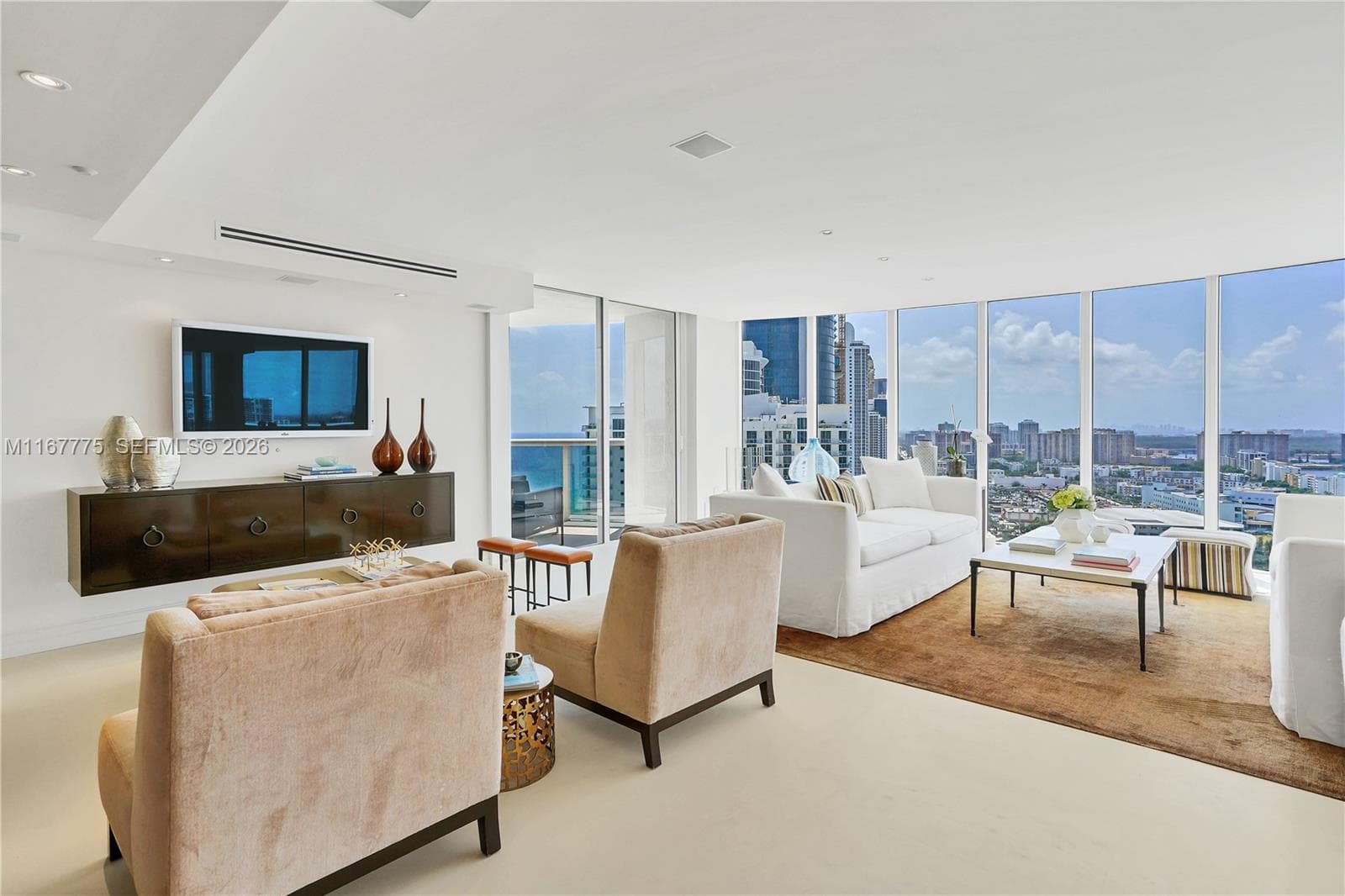 18911 collins ave 2705 photo 15
