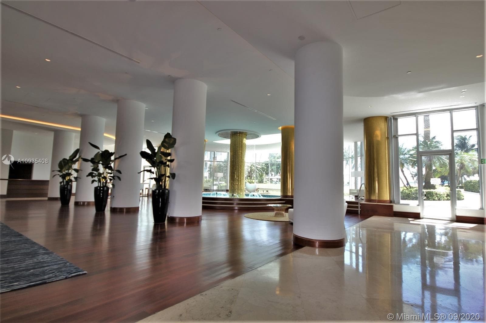 5161 COLLINS AV 508 photo 13