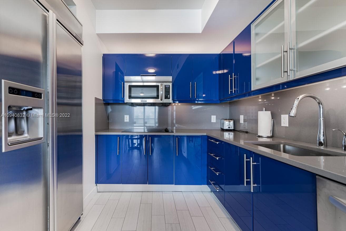 3101 Bayshore Dr 1402 photo 16