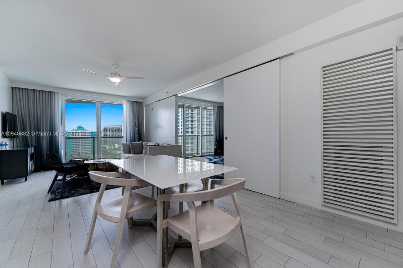 3101 Bayshore Dr 1402 photo 12