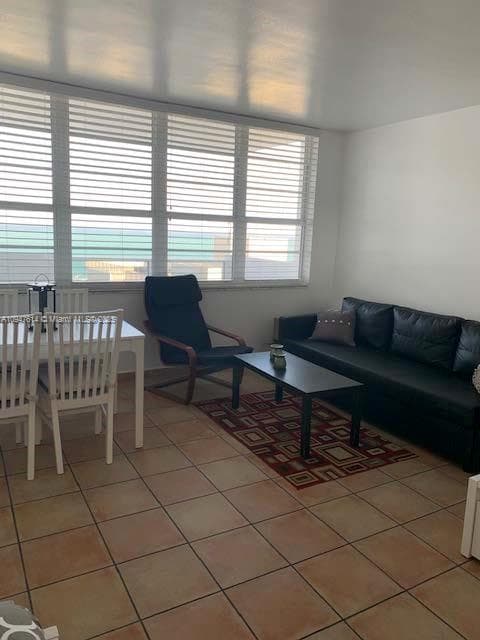 100 Lincoln Rd 1219 photo 1