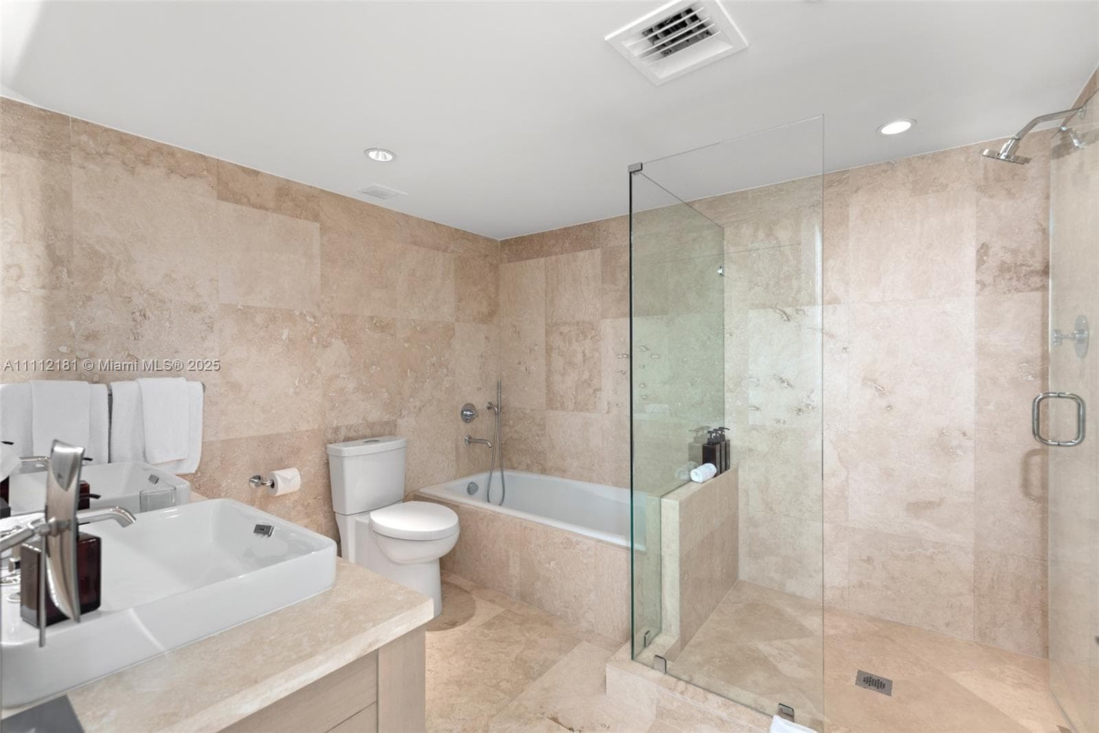 102 24th St 1219 photo 13