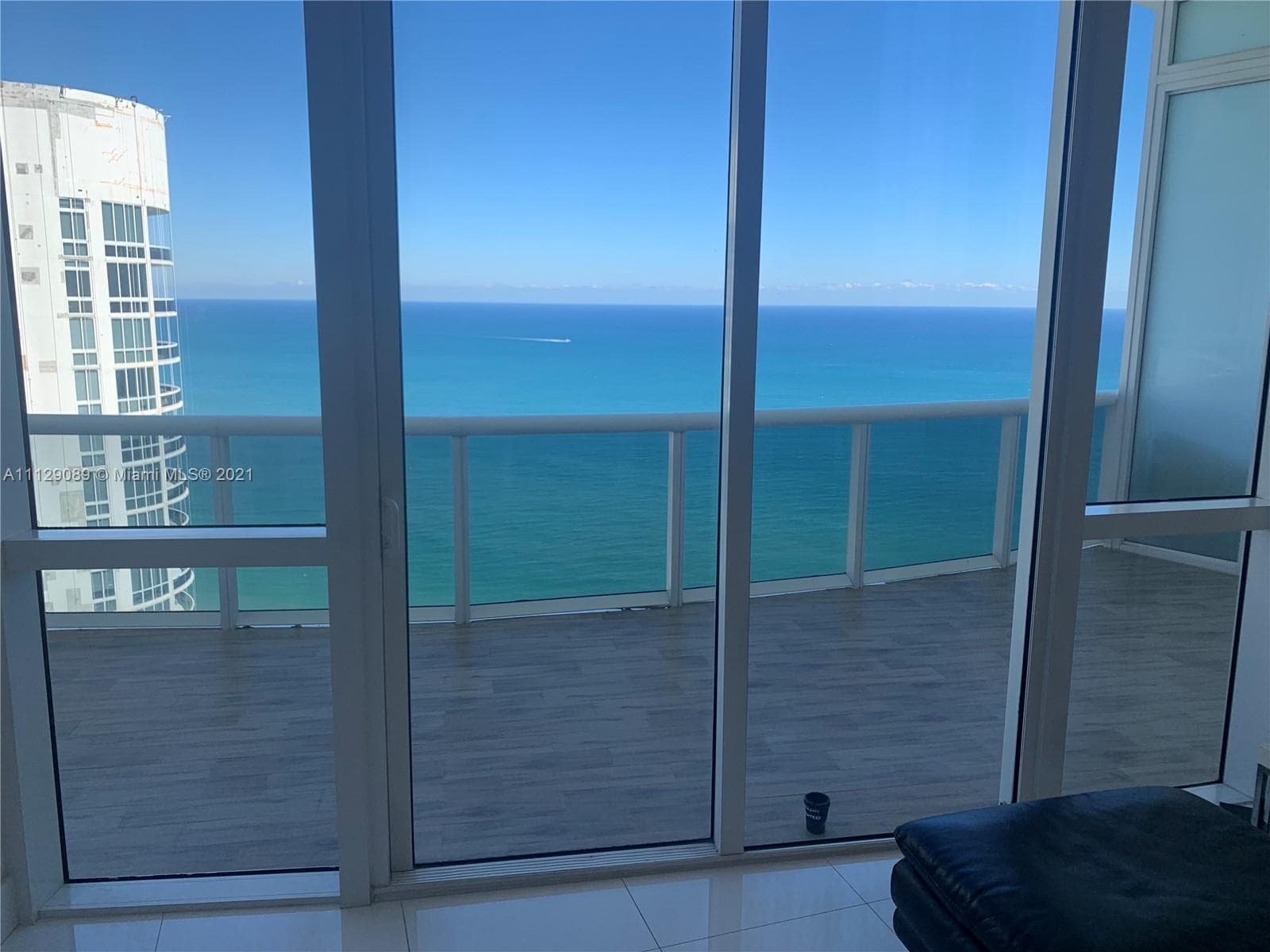 15811 Collins Ave 4203 photo 2