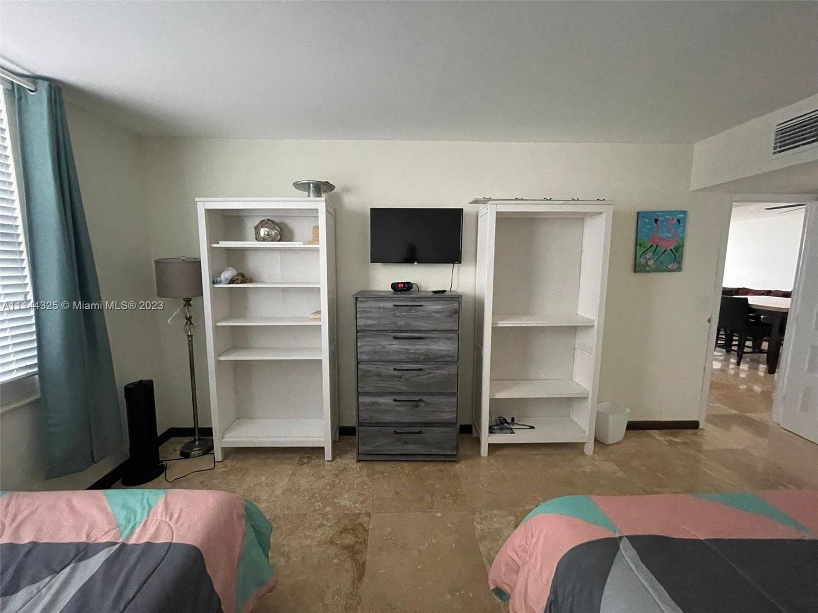 3725 Ocean Dr 301 photo 11