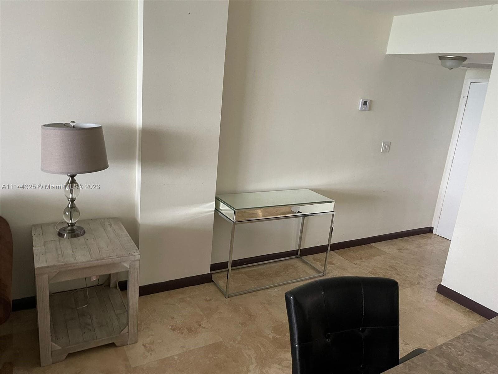 3725 Ocean Dr 301 photo 8