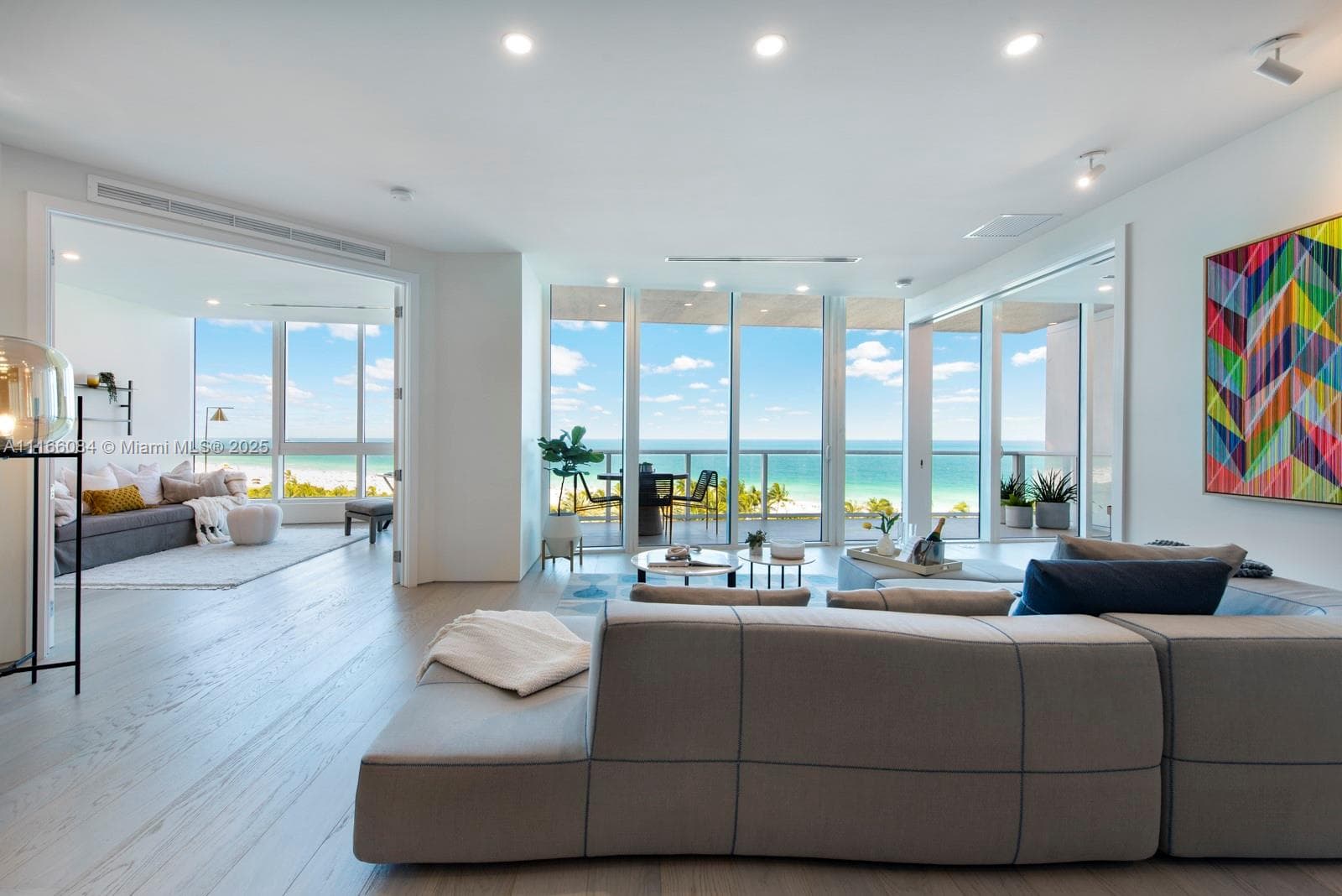 100 Pointe Dr 3