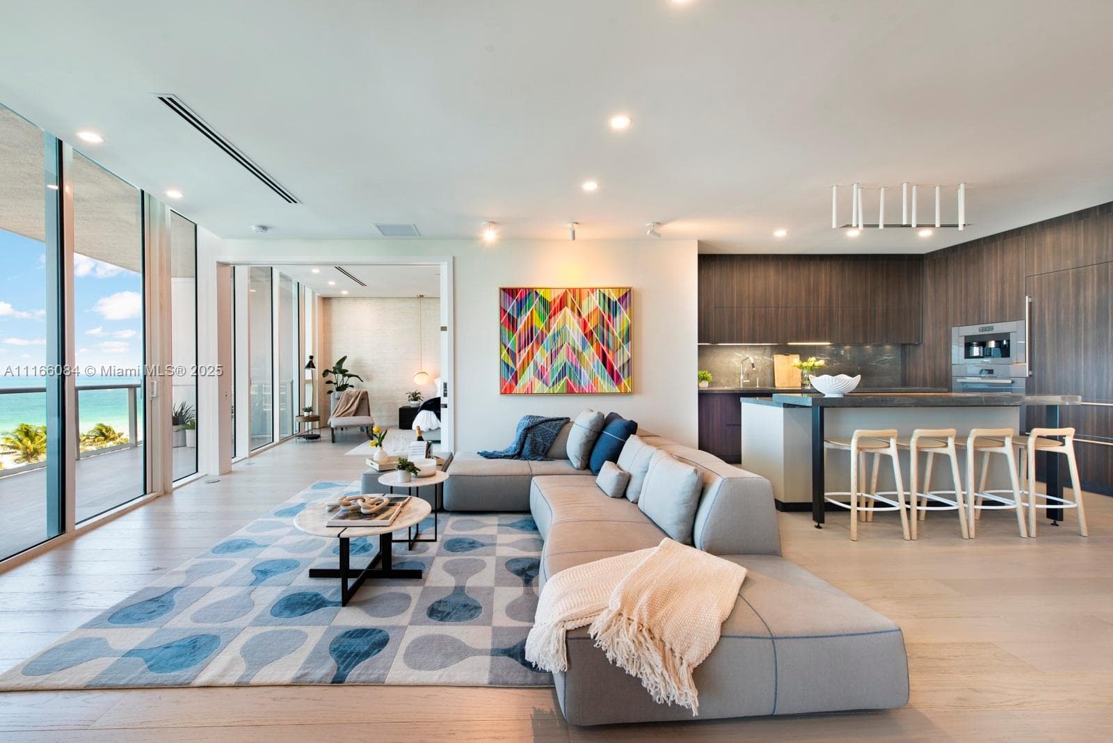 100 Pointe Dr 5