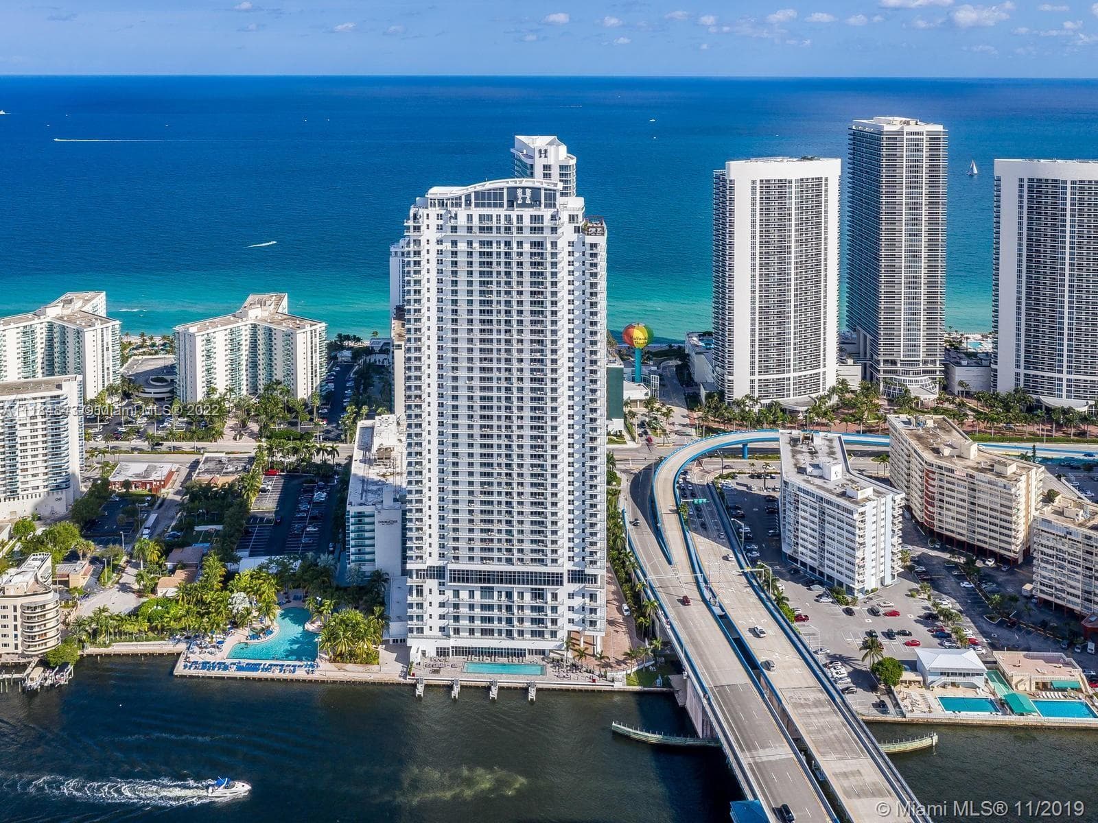 4010 Ocean Dr 1