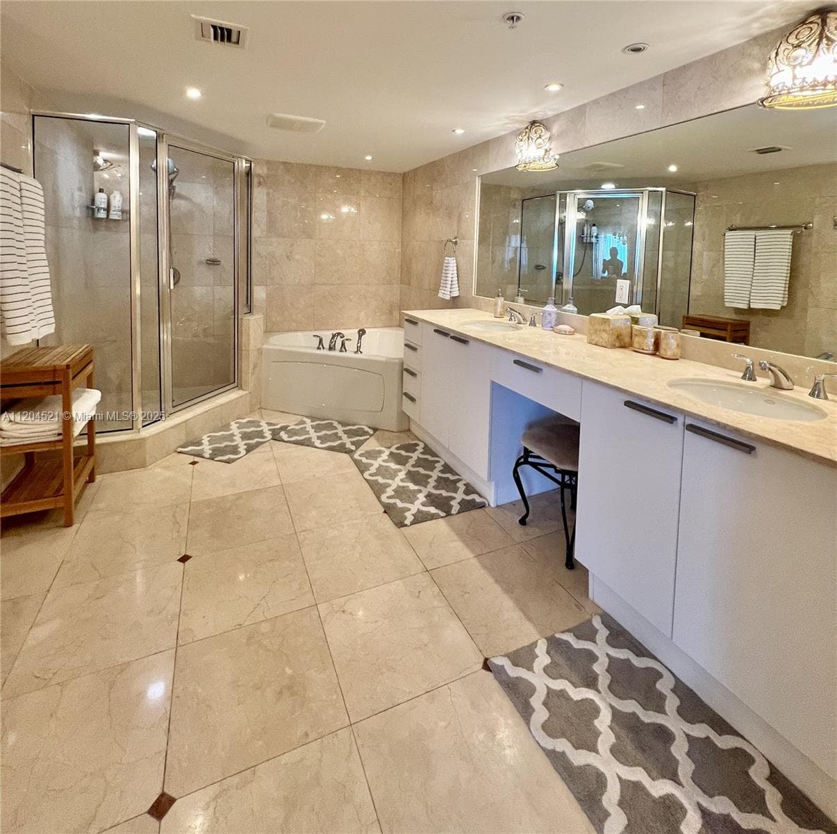 16699 Collins Ave 2704 photo 11