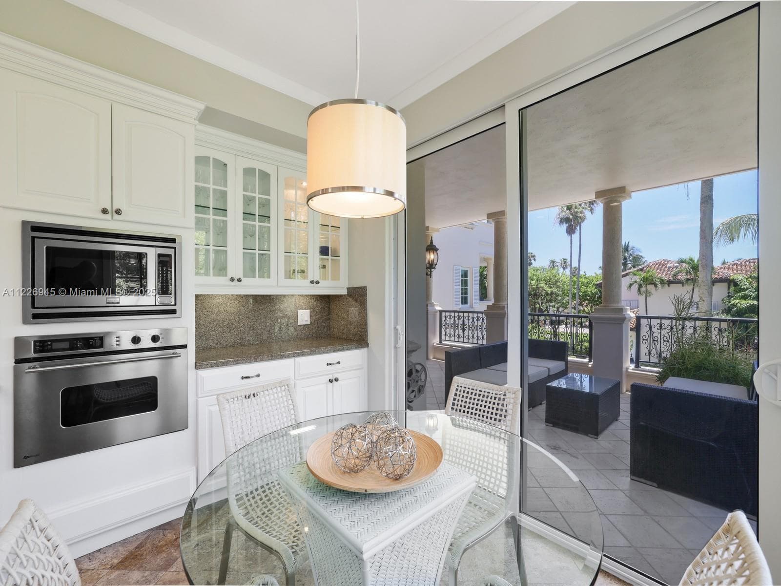 19126 Fisher Island Dr 19126 photo 13