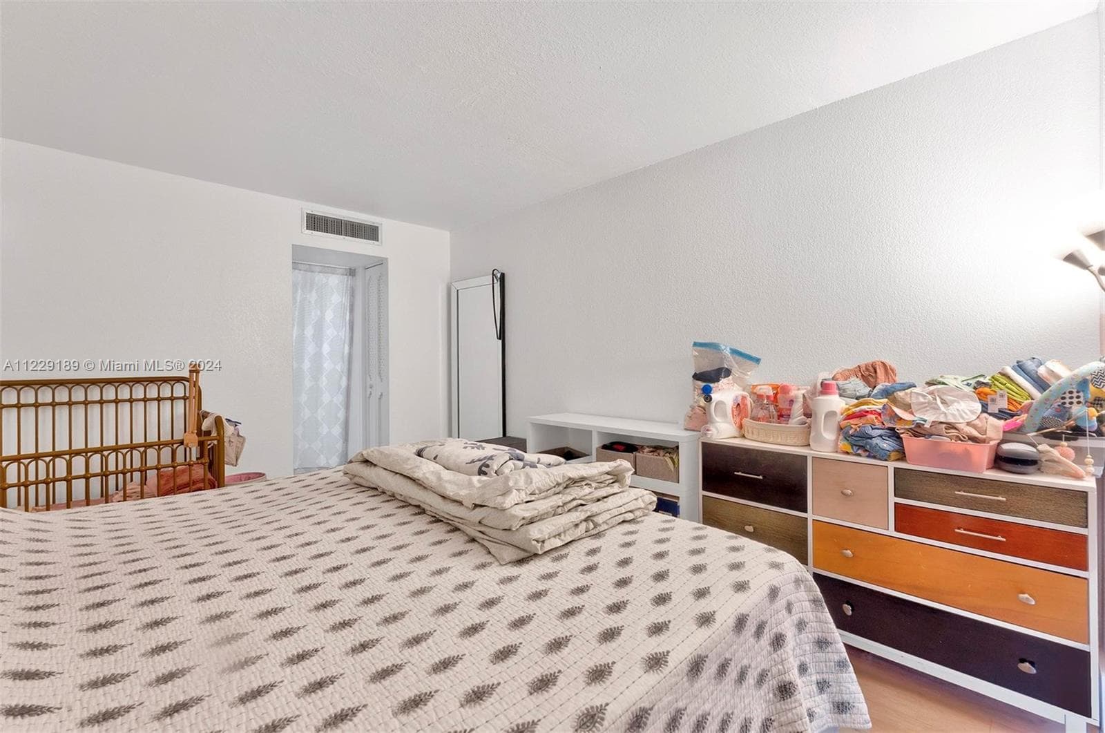 3401 N Country Club Dr 406 photo 13