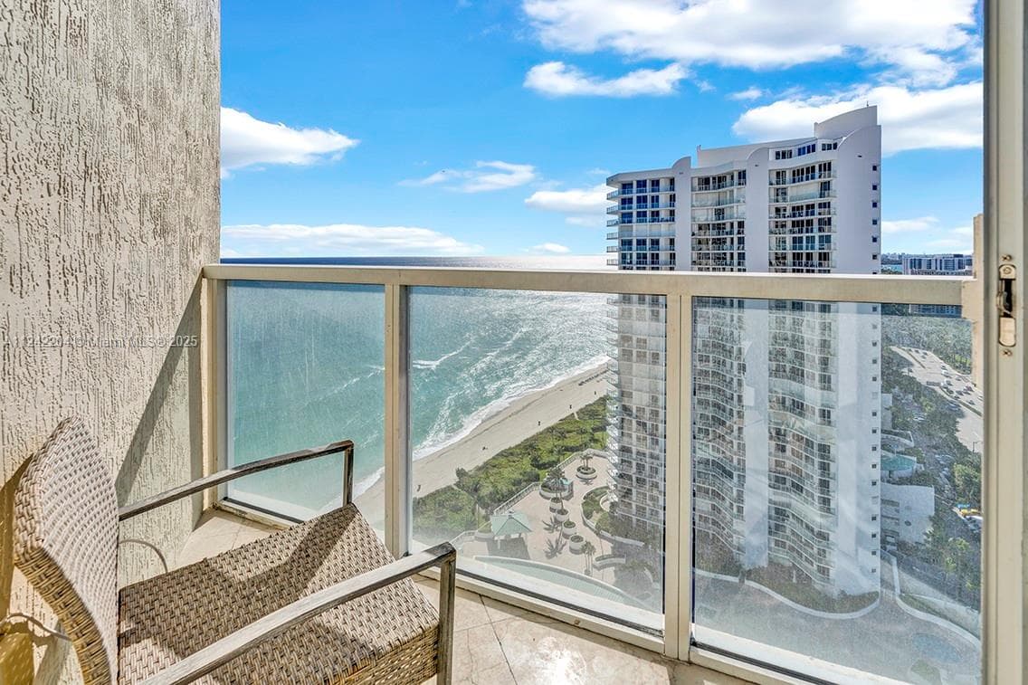 16699 Collins Ave 2508 photo 23