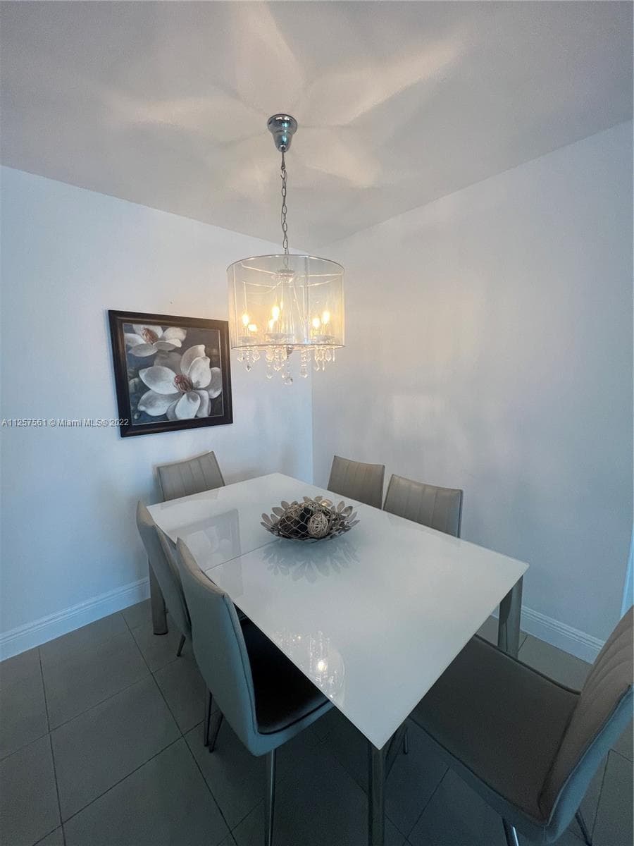5151 Collins Ave 725 photo 2