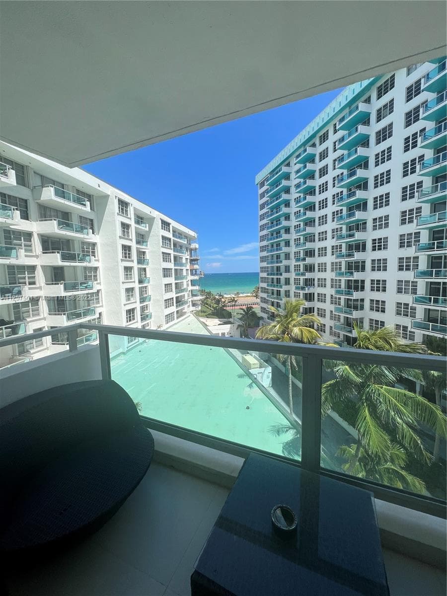 5151 Collins Ave 725 photo 11