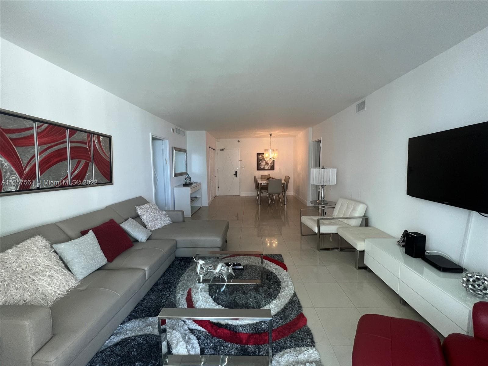 5151 Collins Ave 725 photo 4