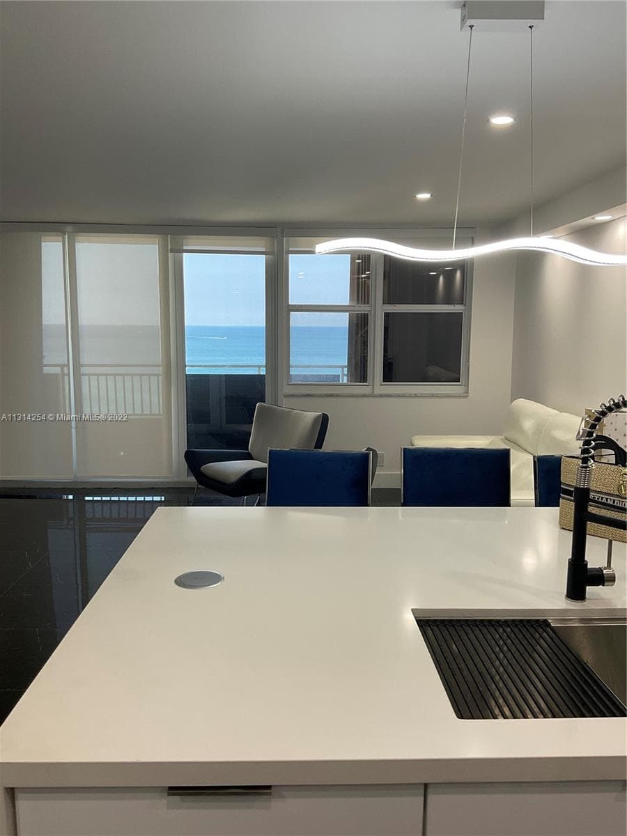 3180 Ocean Dr 3