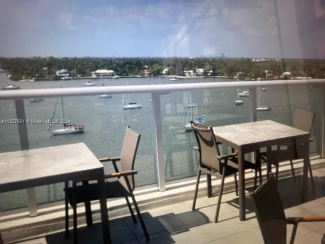 777 Ocean Dr 5