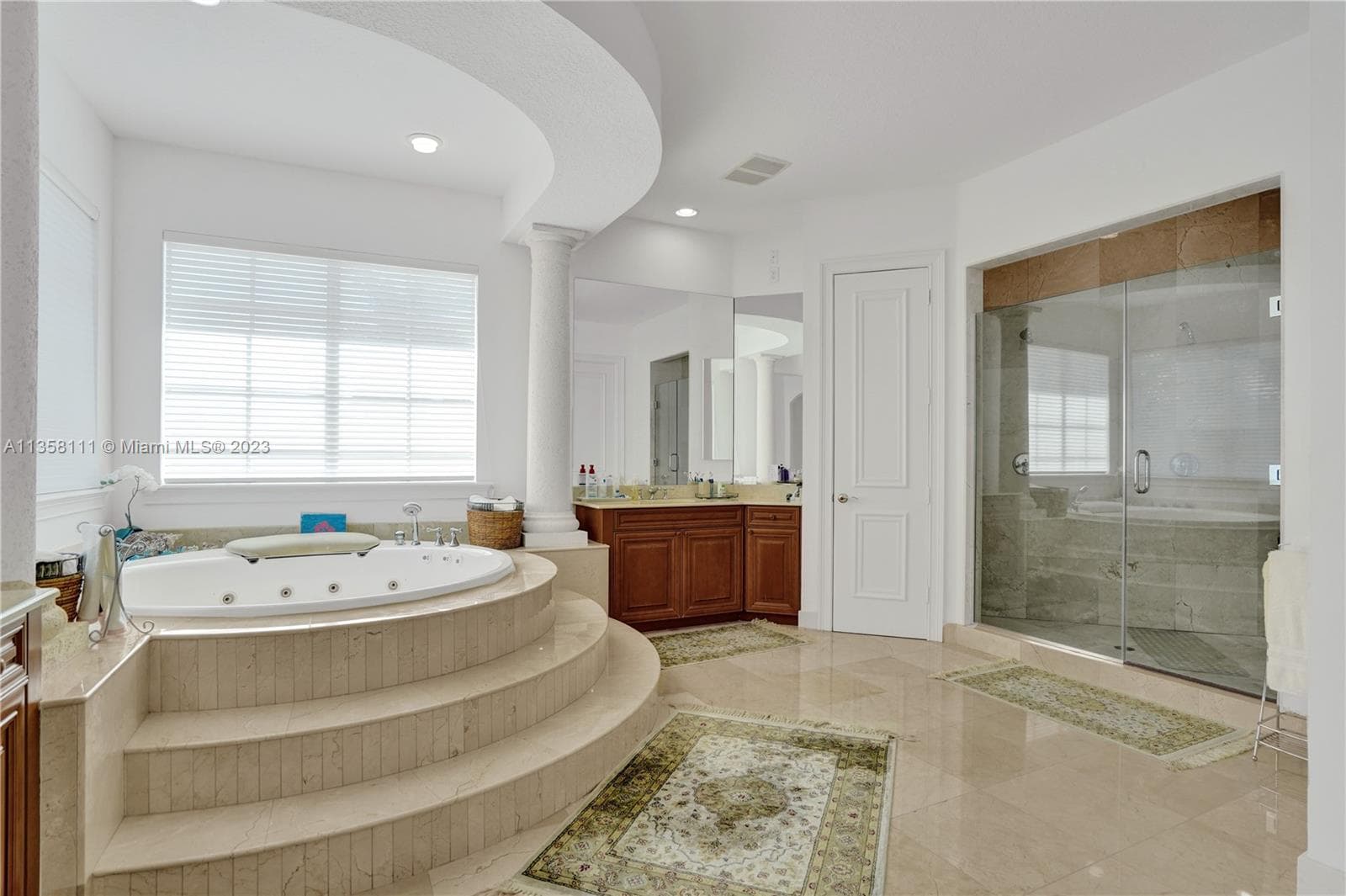 1130 Harbor Ct photo 18