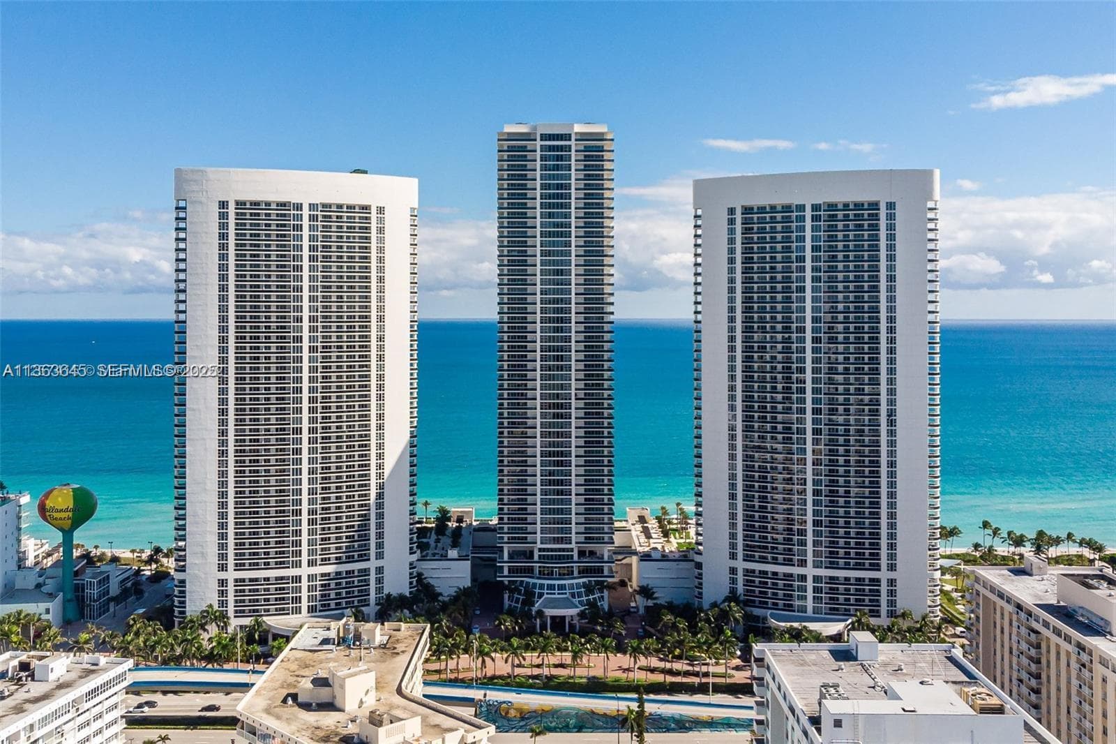 1830 S Ocean Dr 1806 short term photo 4