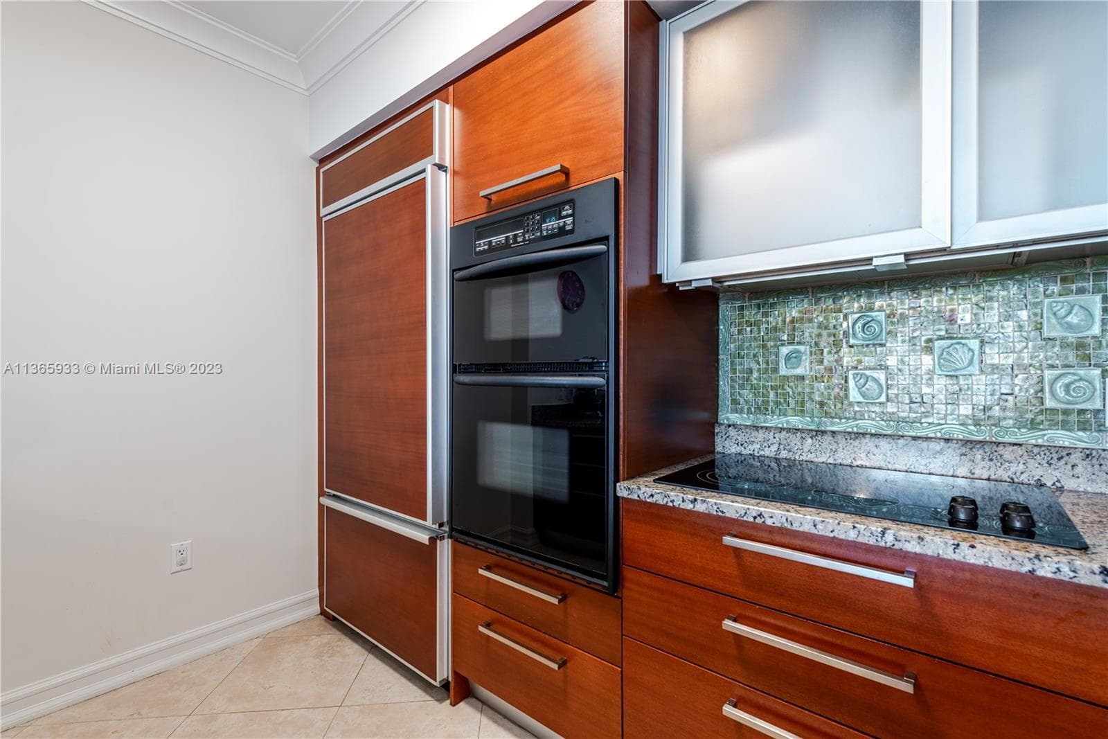 1830 S Ocean Dr Available 3511 photo 14