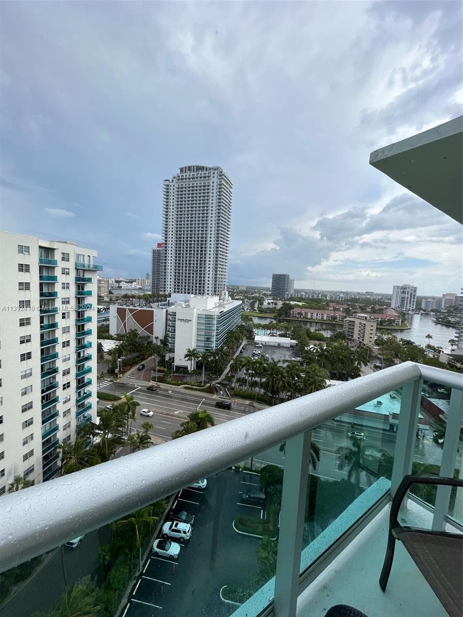 3901 S Ocean dr 3