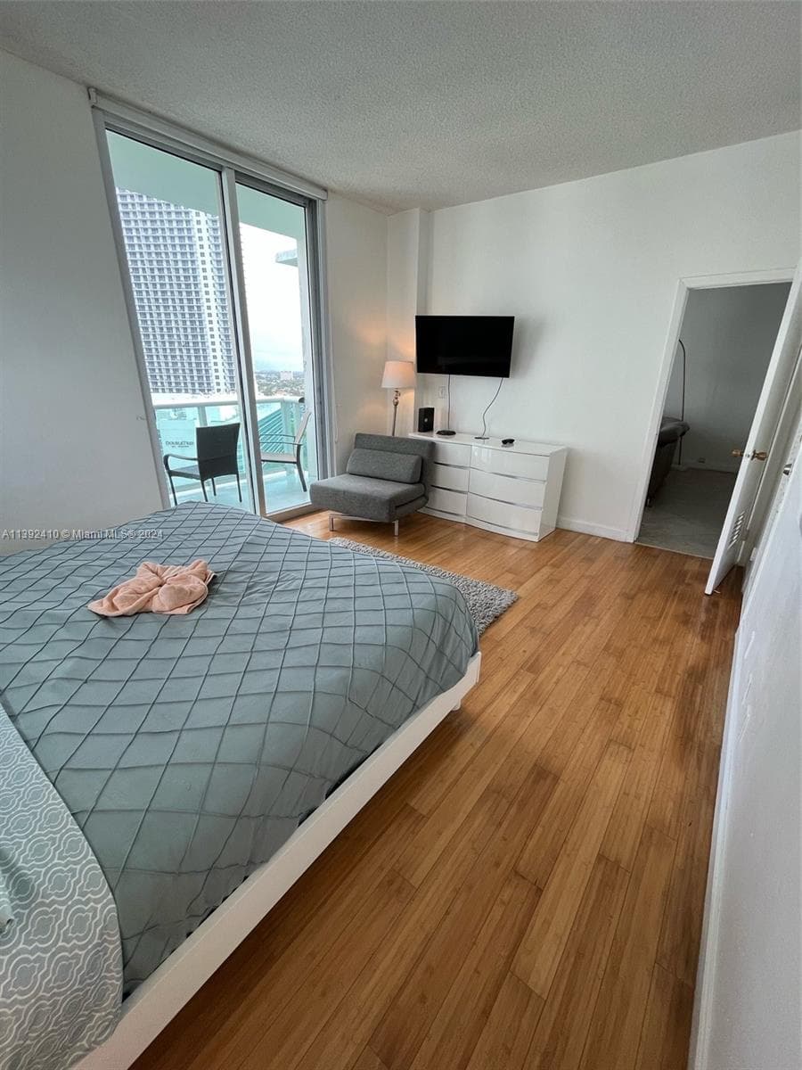 3901 S Ocean dr PH16O photo 10