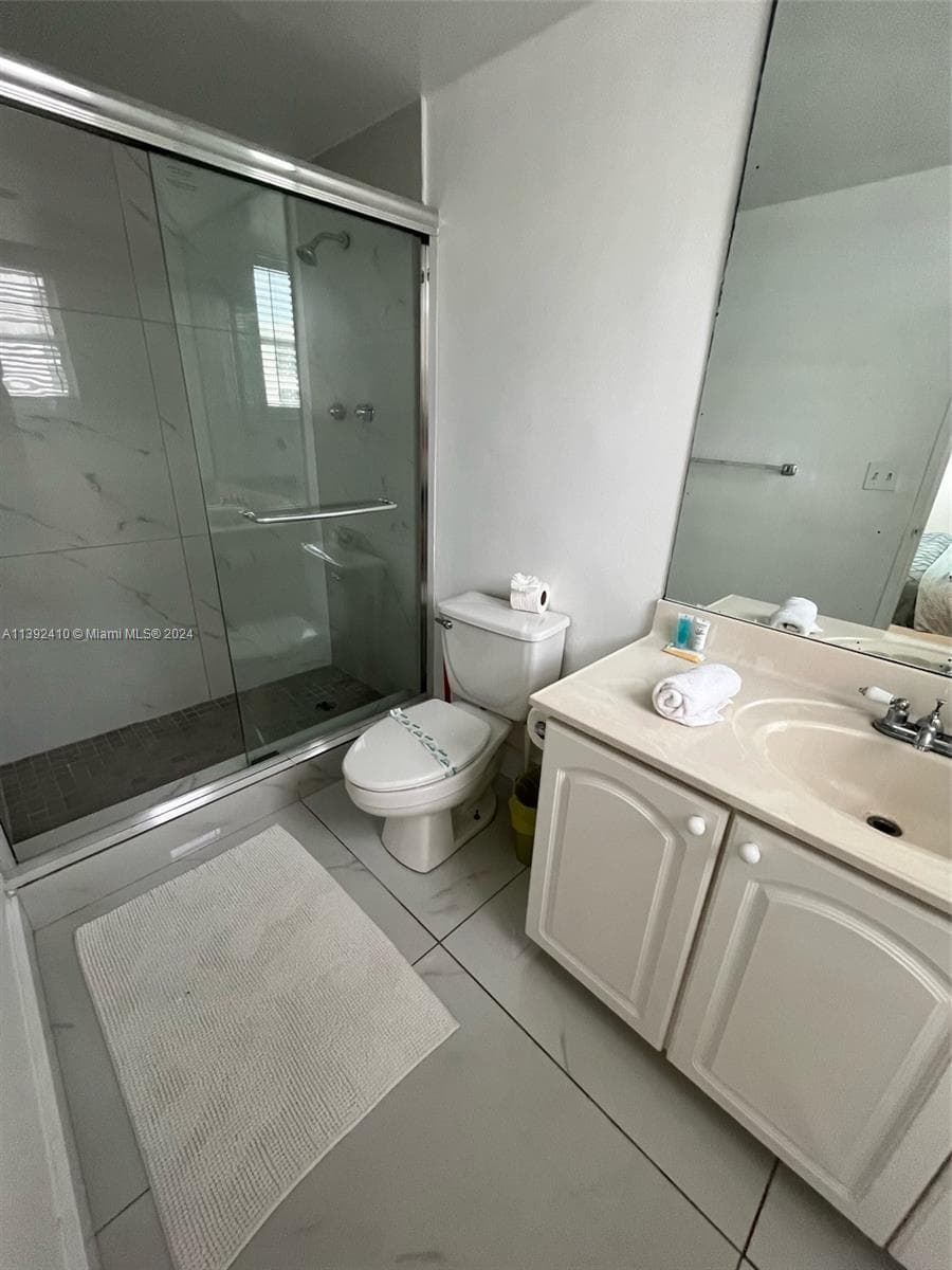 3901 S Ocean dr PH16O photo 11