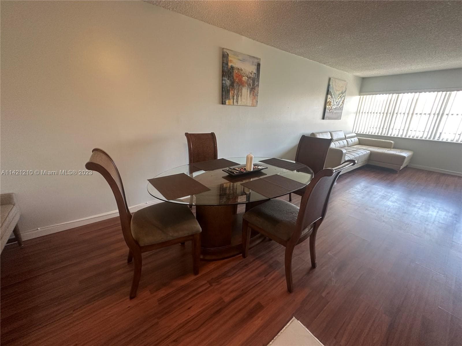 401 Golden Isles Dr 603 photo 3