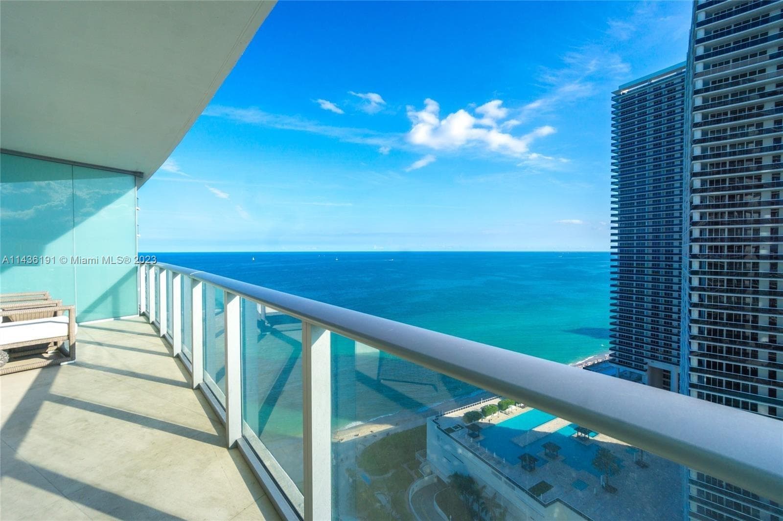 4111 Ocean Dr 2