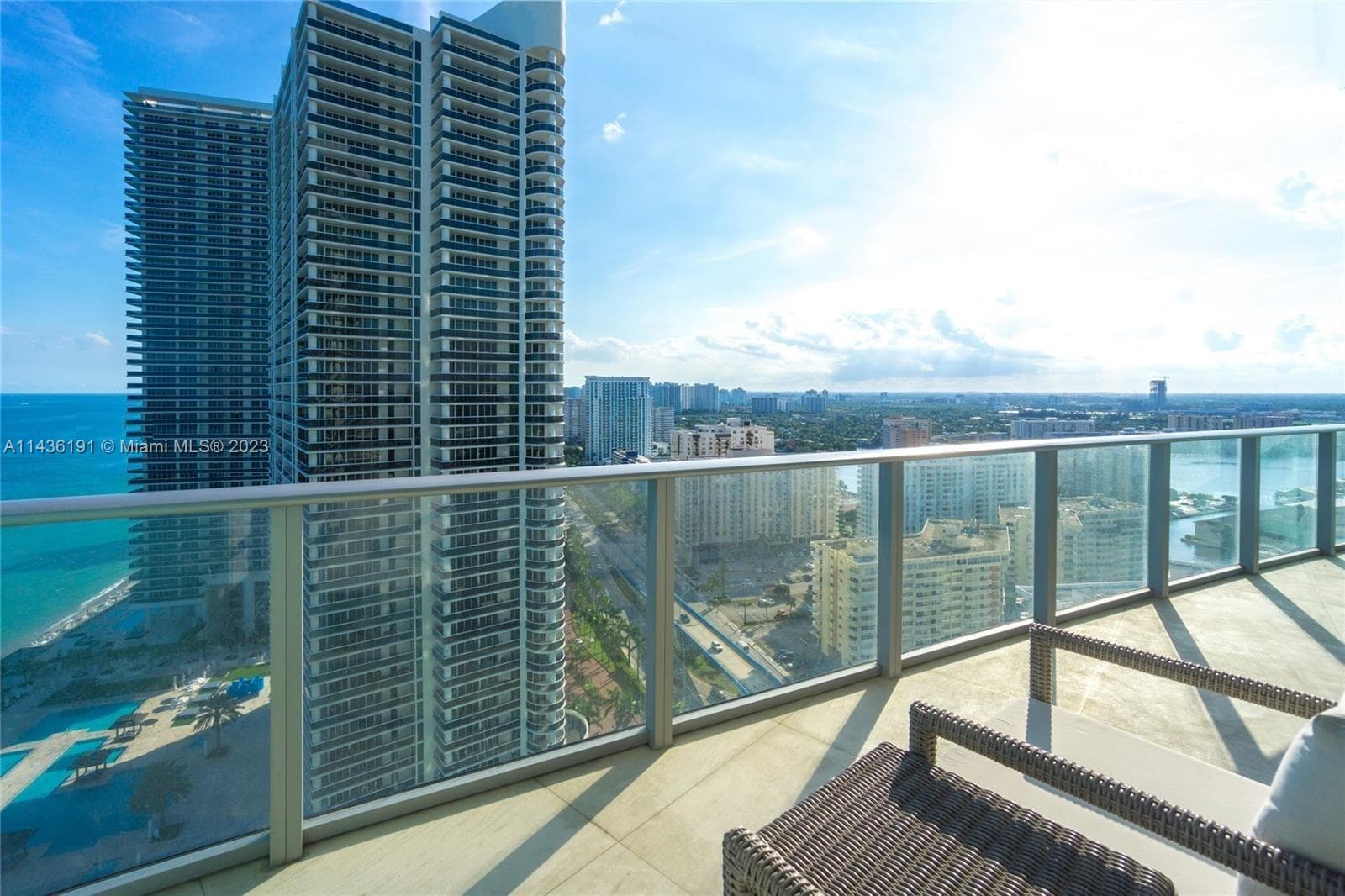 4111 Ocean Dr 2307 photo 7