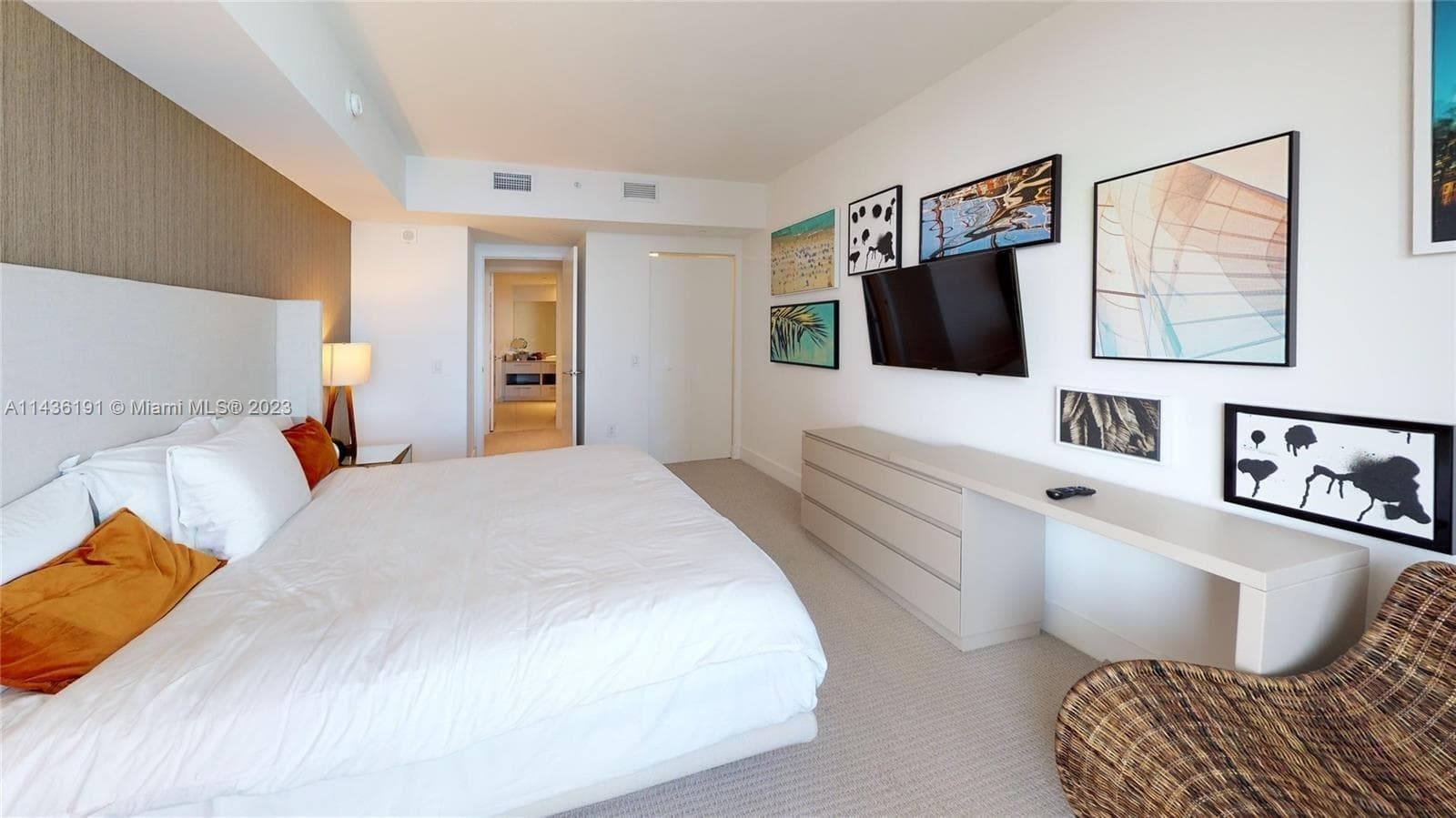4111 Ocean Dr 2307 photo 19