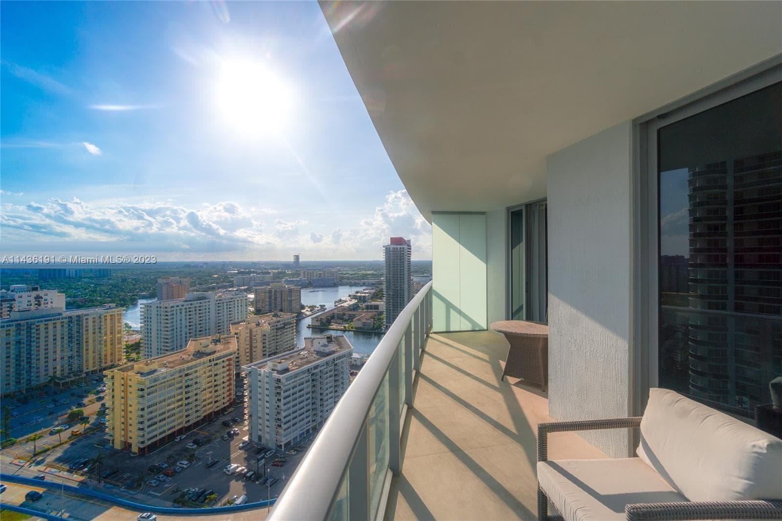 4111 Ocean Dr 2307 photo 8