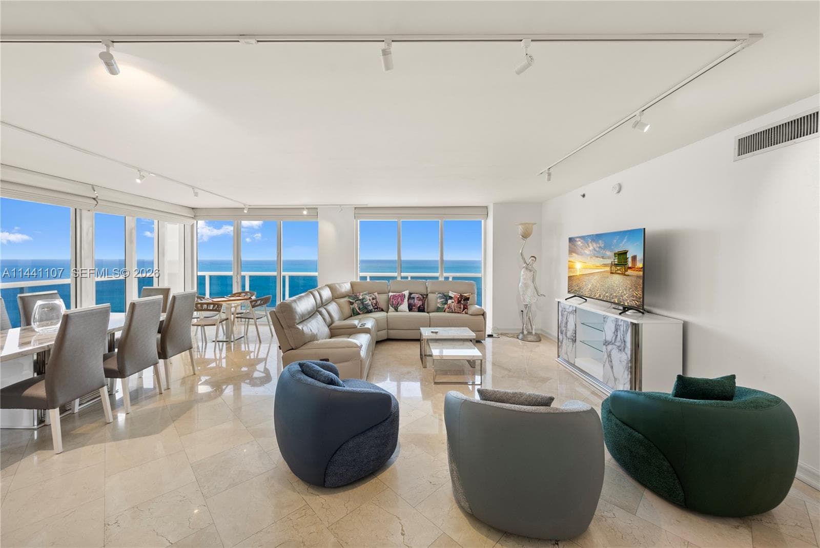 1850 Ocean Dr 1