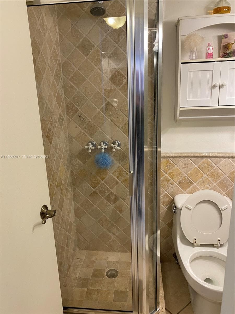 3725 S Ocean Dr 1521 photo 13