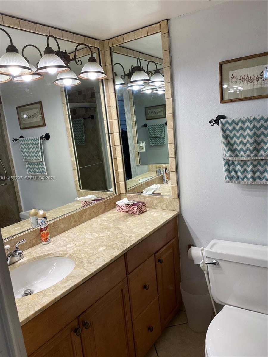 3725 S Ocean Dr 1521 photo 16