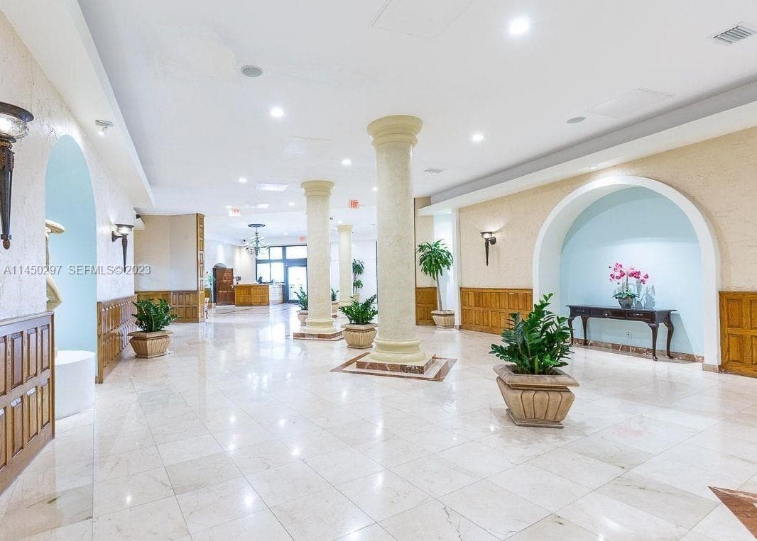 3725 S Ocean Dr 1521 photo 22