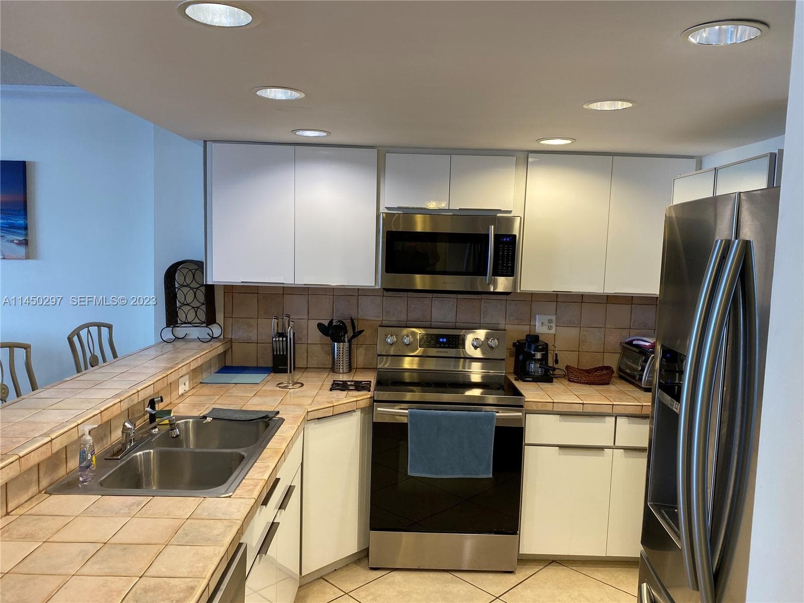 3725 S Ocean Dr 1521 photo 10