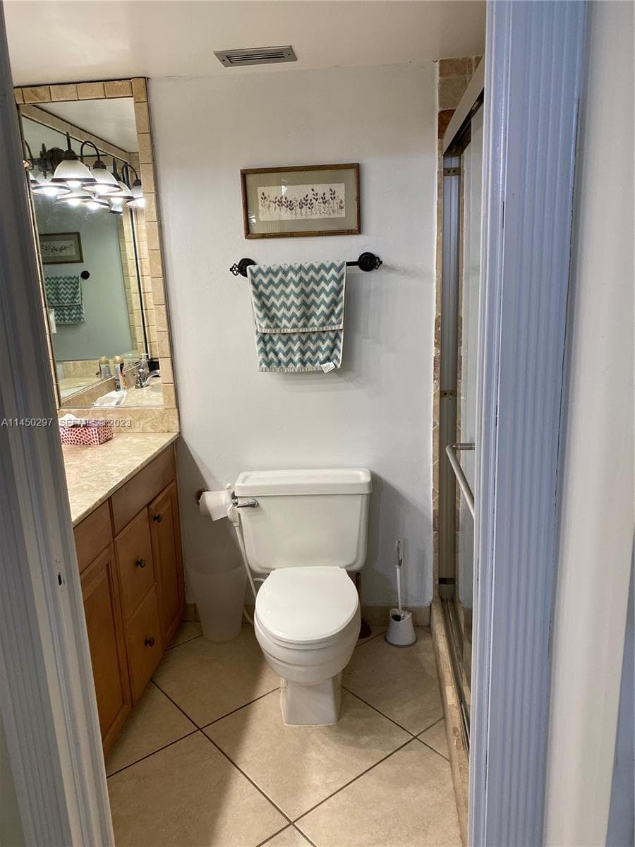 3725 S Ocean Dr 1521 photo 15
