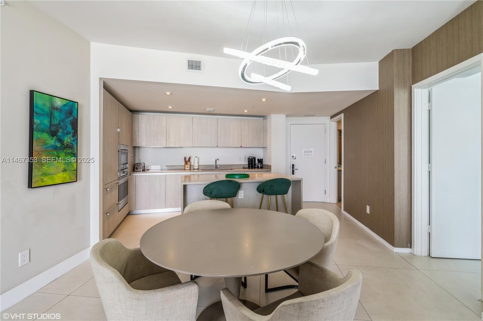 4111 Ocean Dr 2006 photo 11