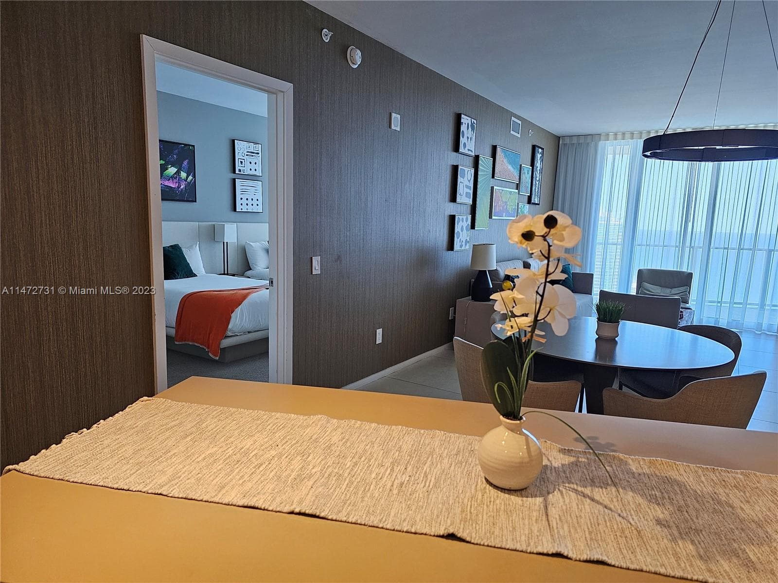 4111 Ocean Dr 3608 photo 6