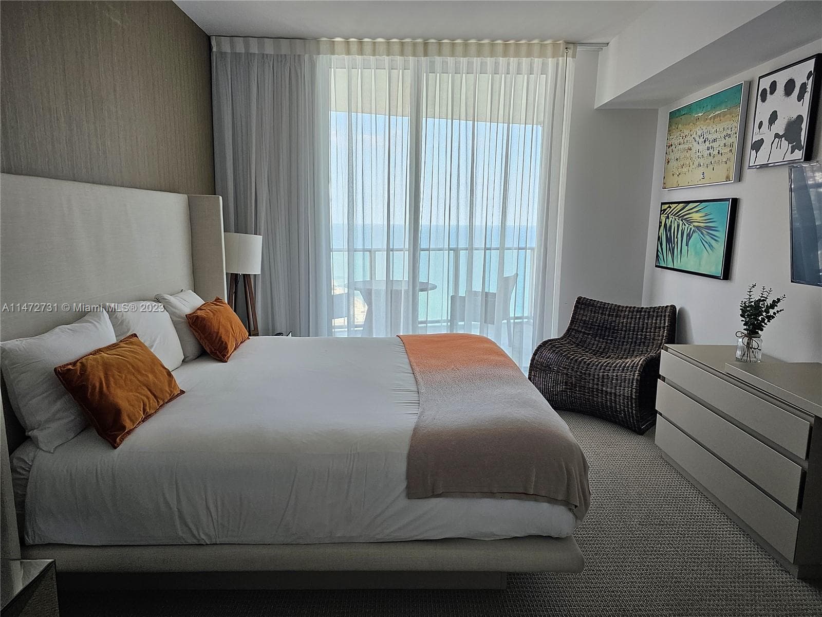 4111 Ocean Dr 3608 photo 13