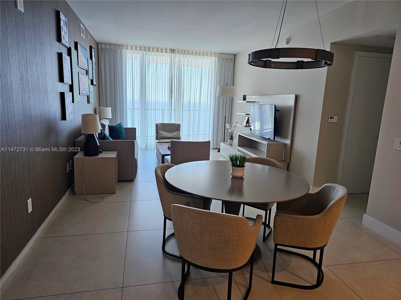 4111 Ocean Dr 5