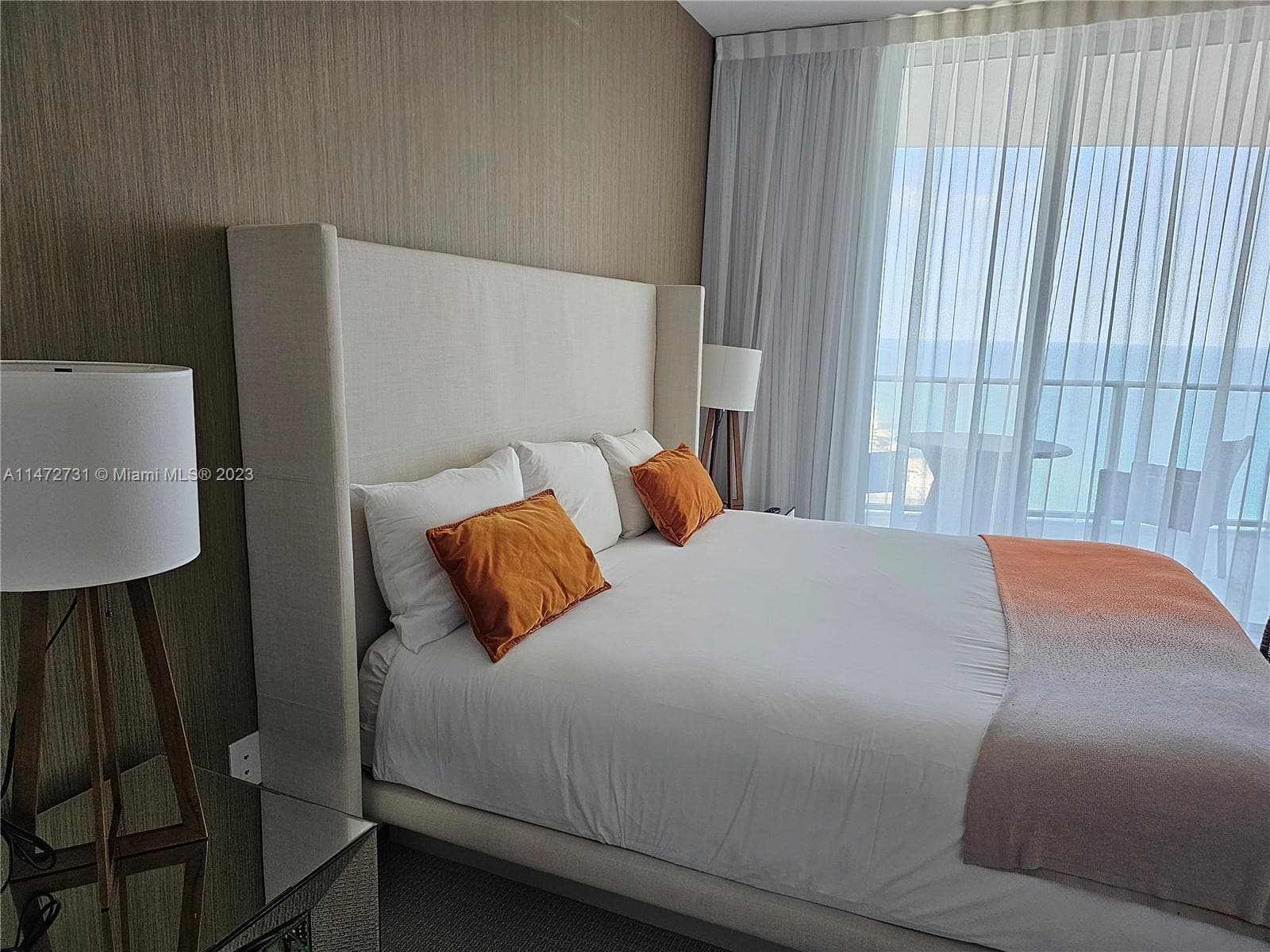 4111 Ocean Dr 3608 photo 15