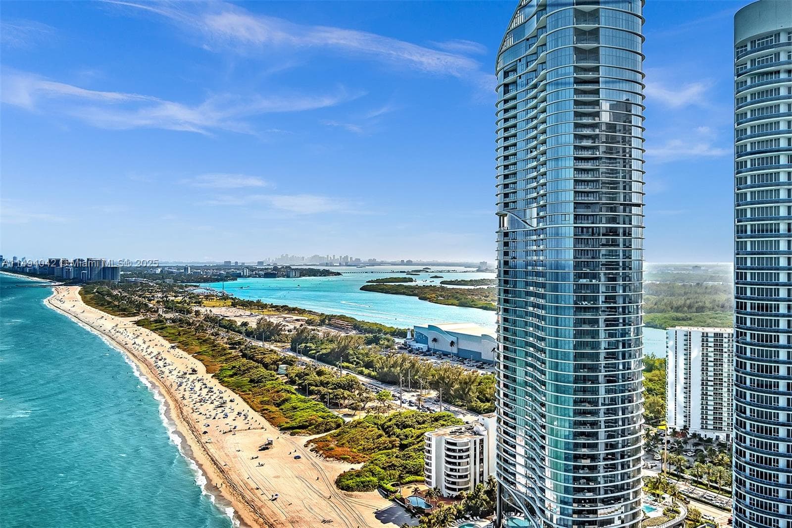 15701 Collins Ave 5