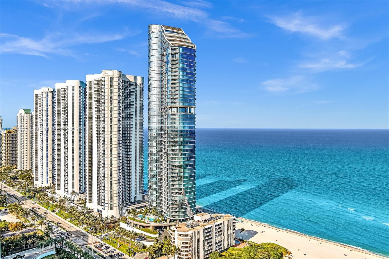 15701 Collins Ave 4