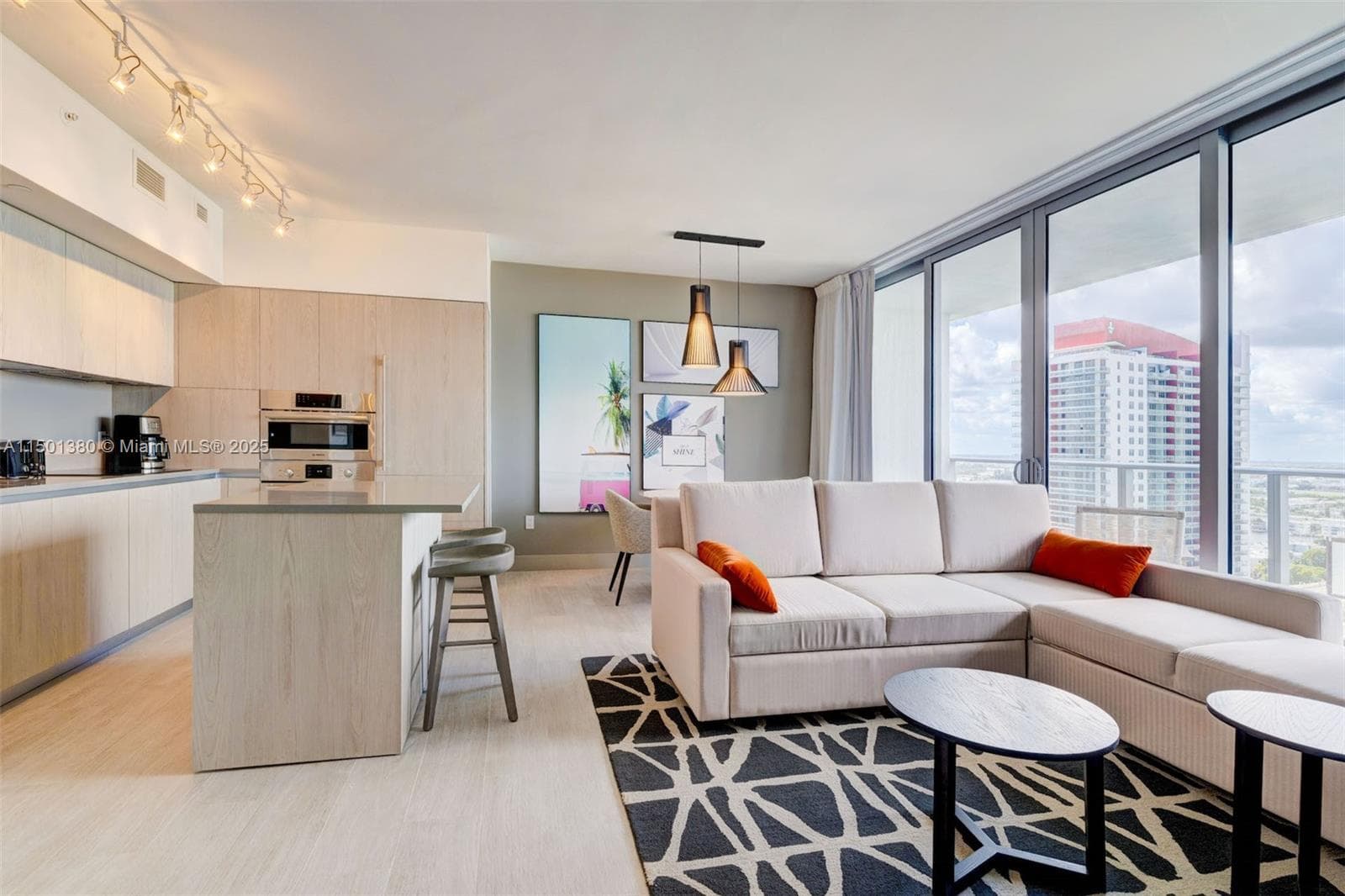 4010 Ocean Dr 3