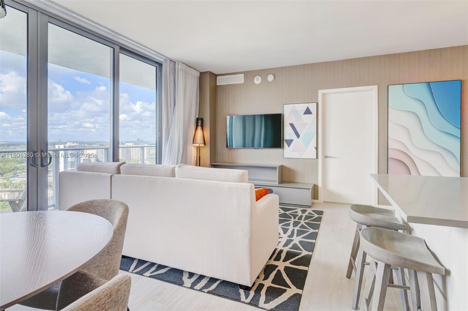 4010 Ocean Dr 1