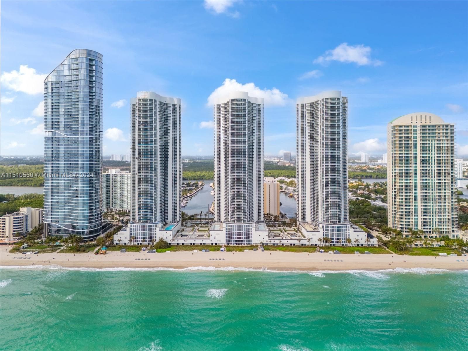 15901 Collins Ave 2